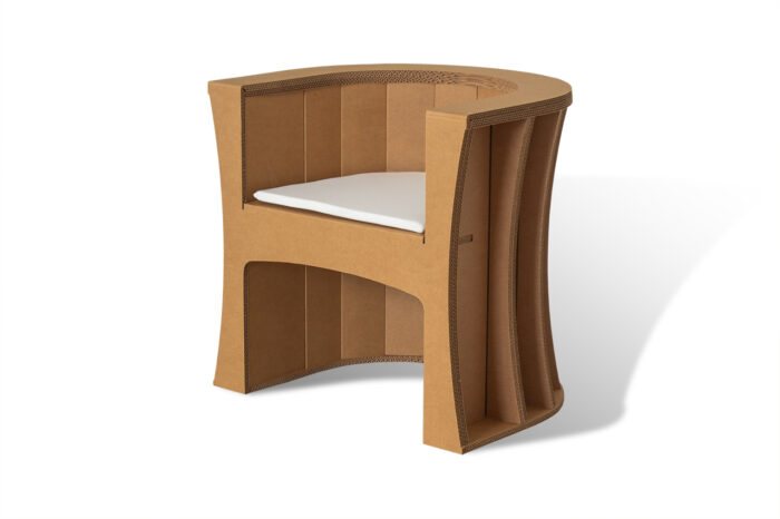 Poltroncina in cartone 'Crava'