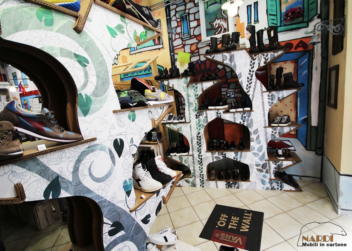 arredamento per negozi