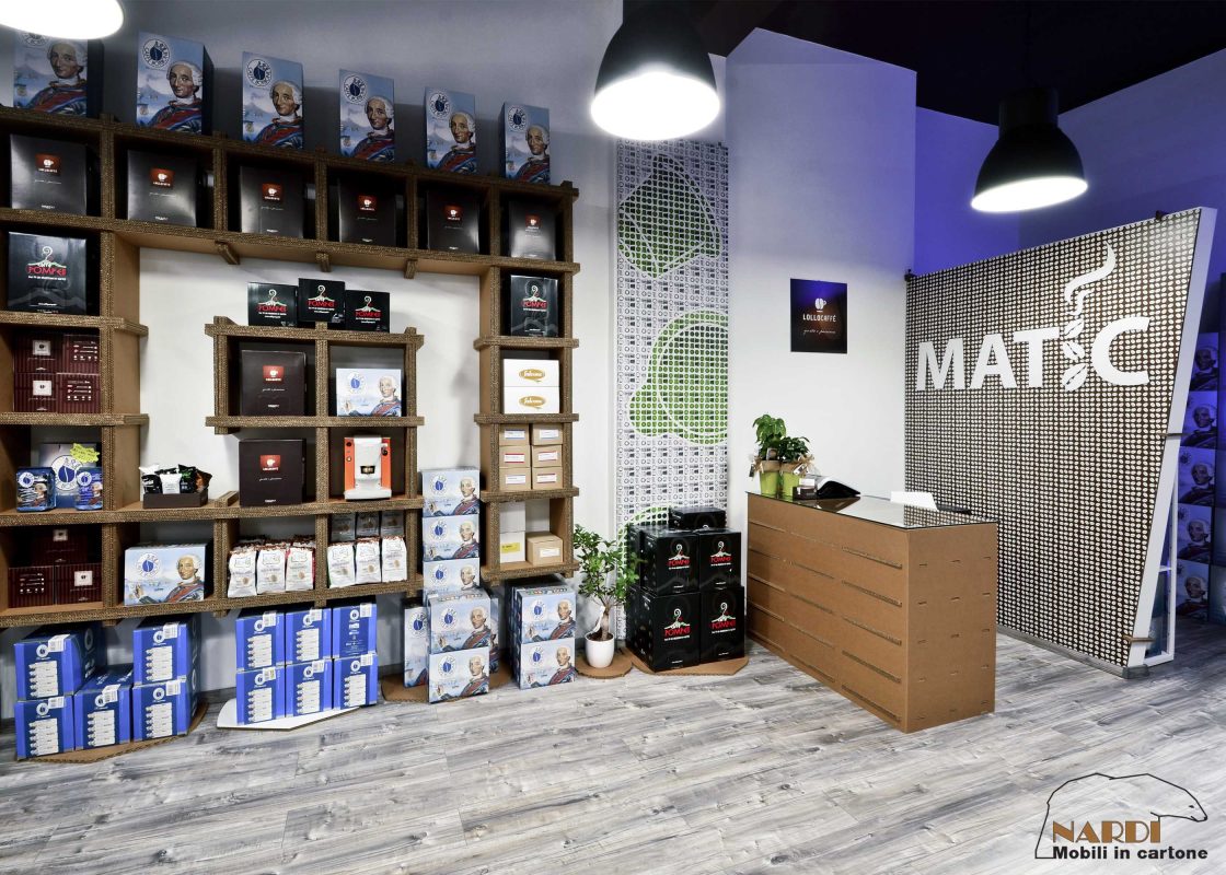 arredamento negozio caffè