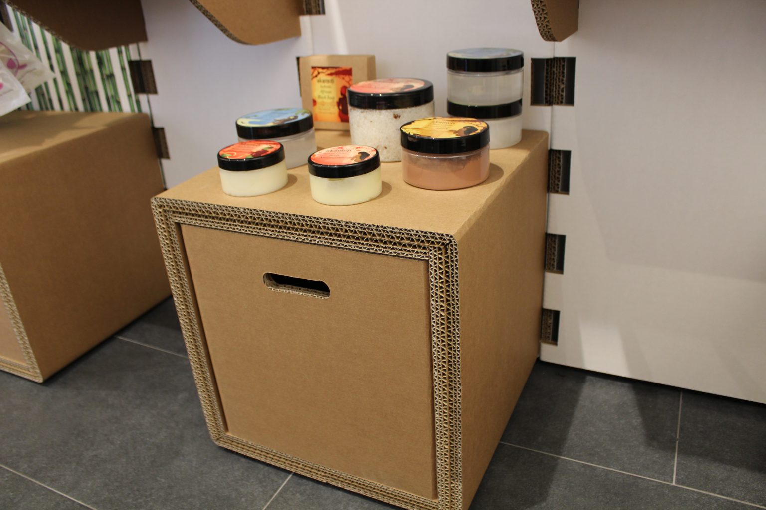 arredo ecologico per negozio