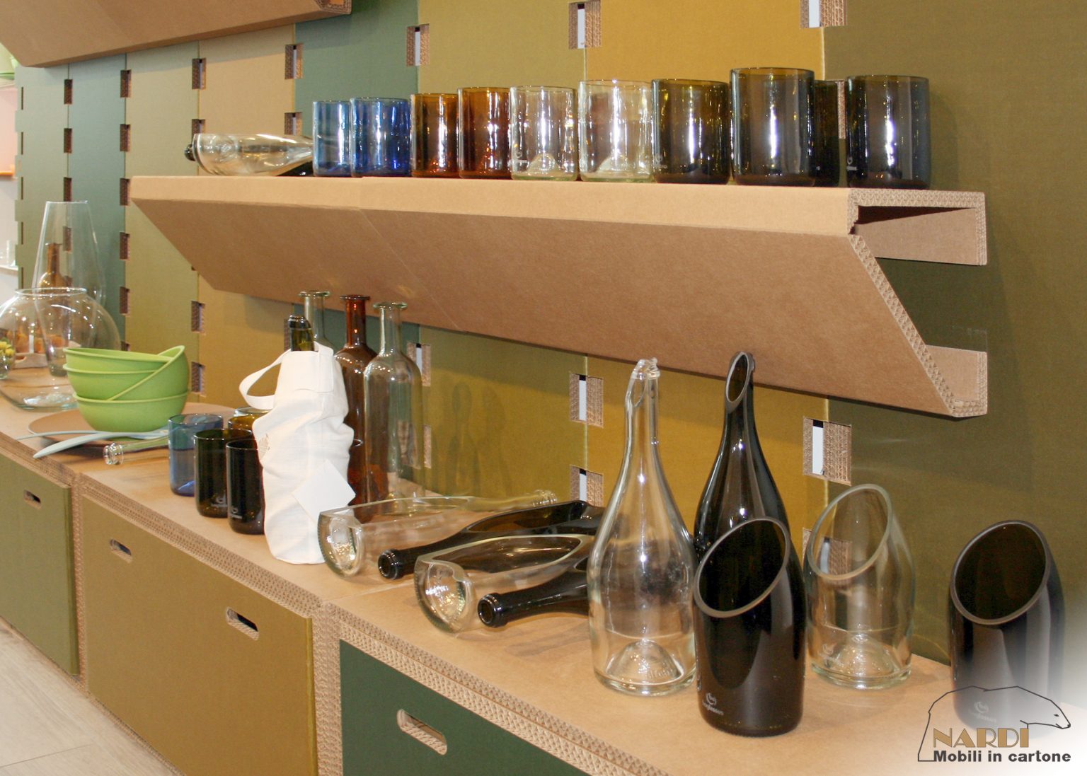 arredamento ecologico per negozi