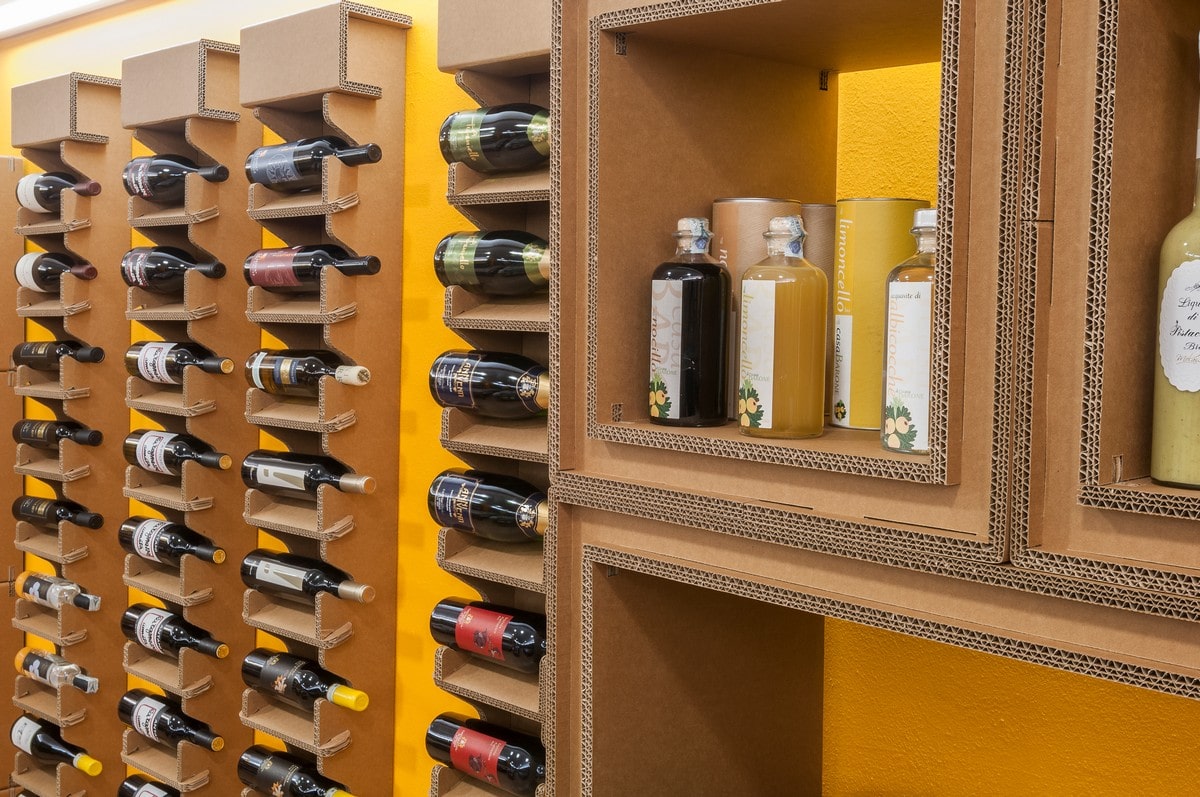 portabottiglie in cartone per negozio