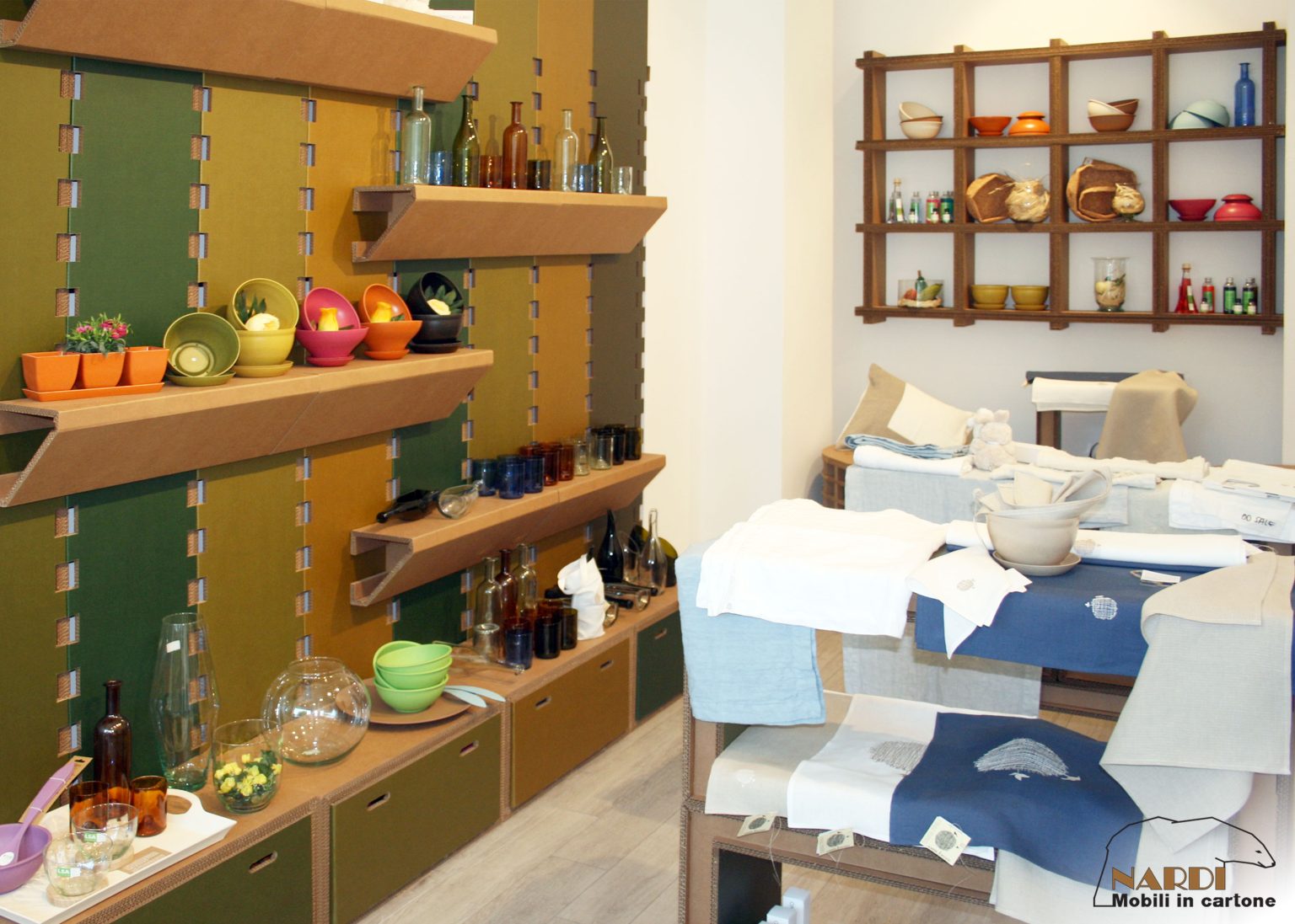 eco arredo per negozi