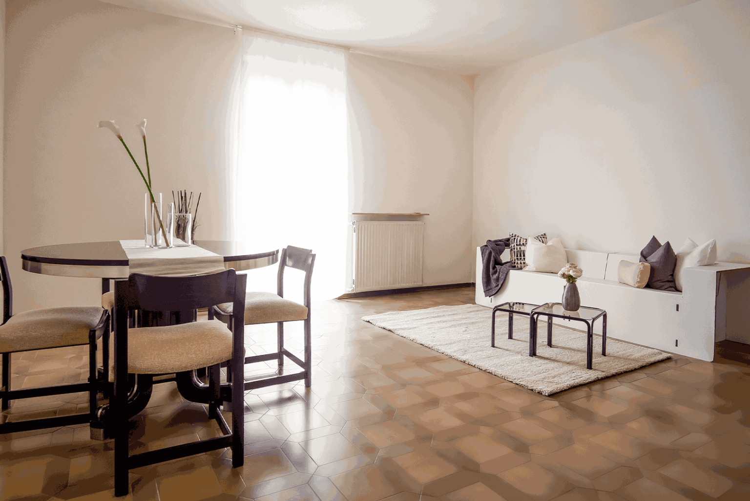 divano in cartone per home staging