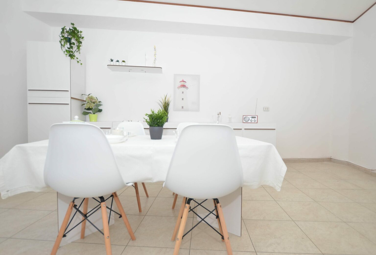 allestimento soggiorno ecologico in cartone