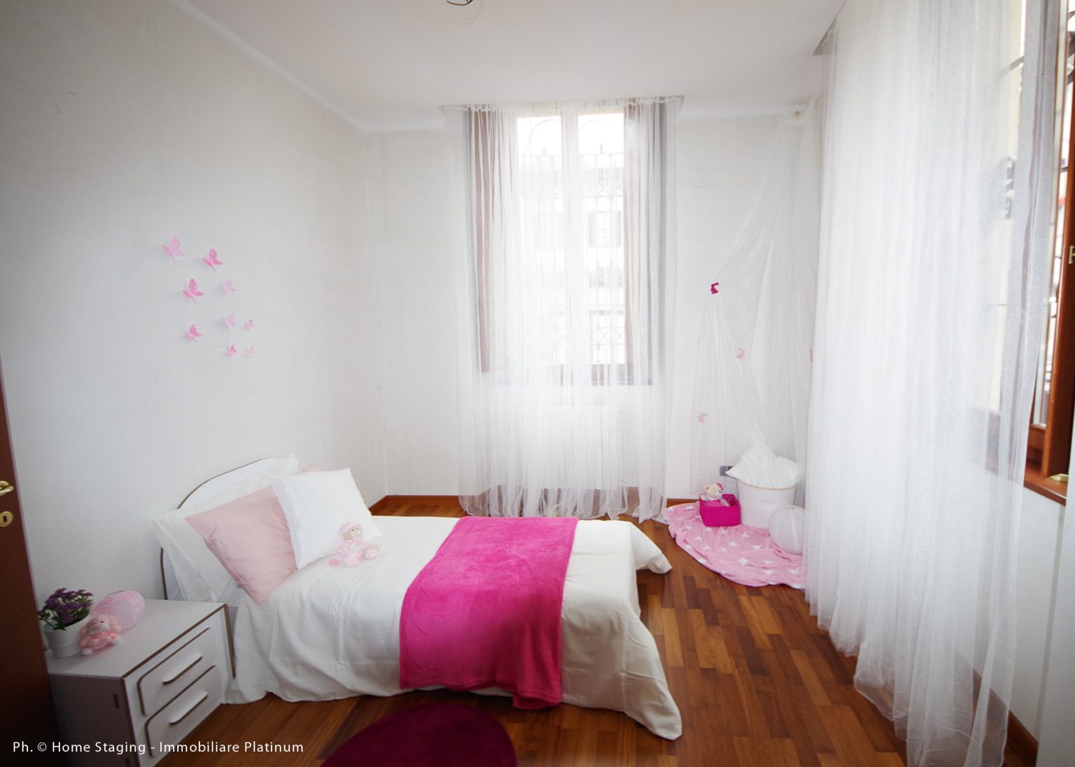 camera da letto in cartone