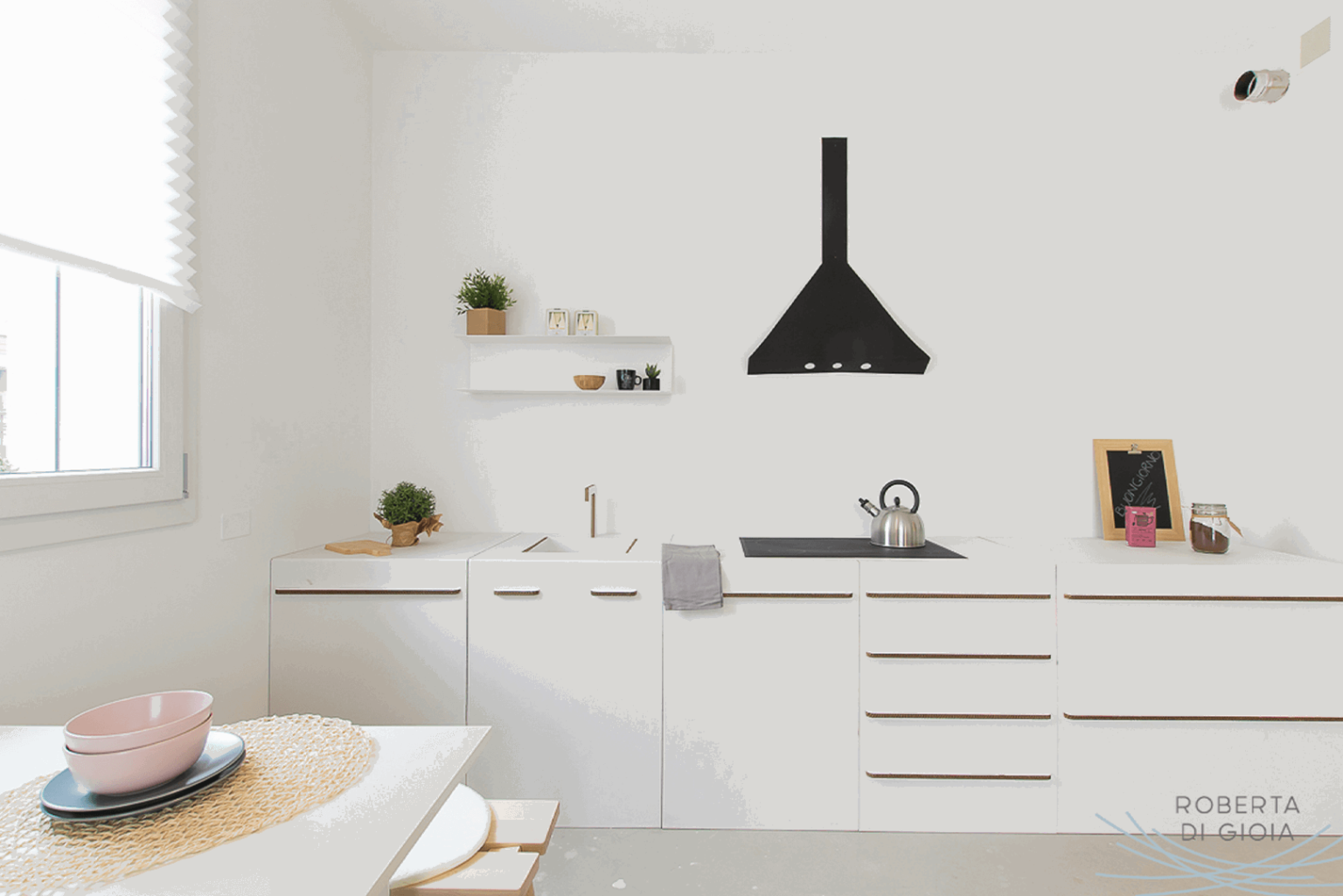 home staging zona giorno in cartone