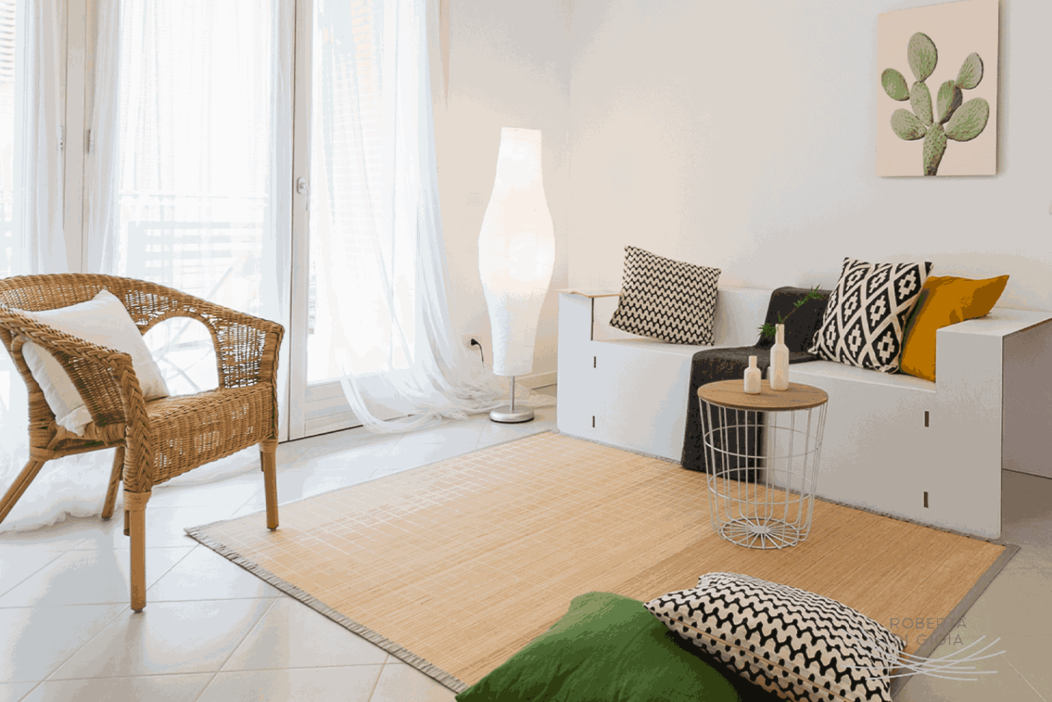 Home staging ecologico con mobili in cartone