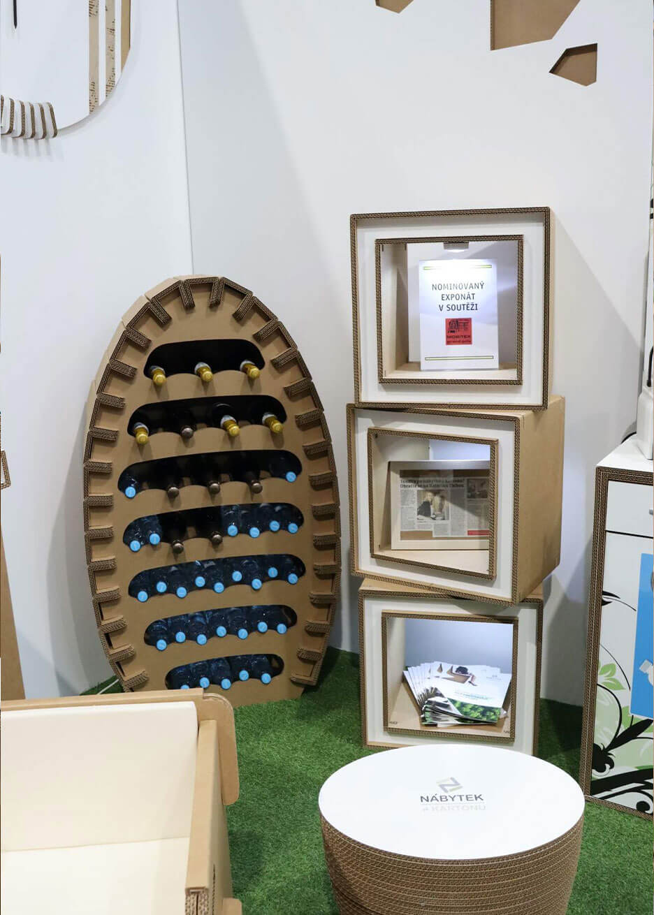 stand ecologico nabytek kartonu