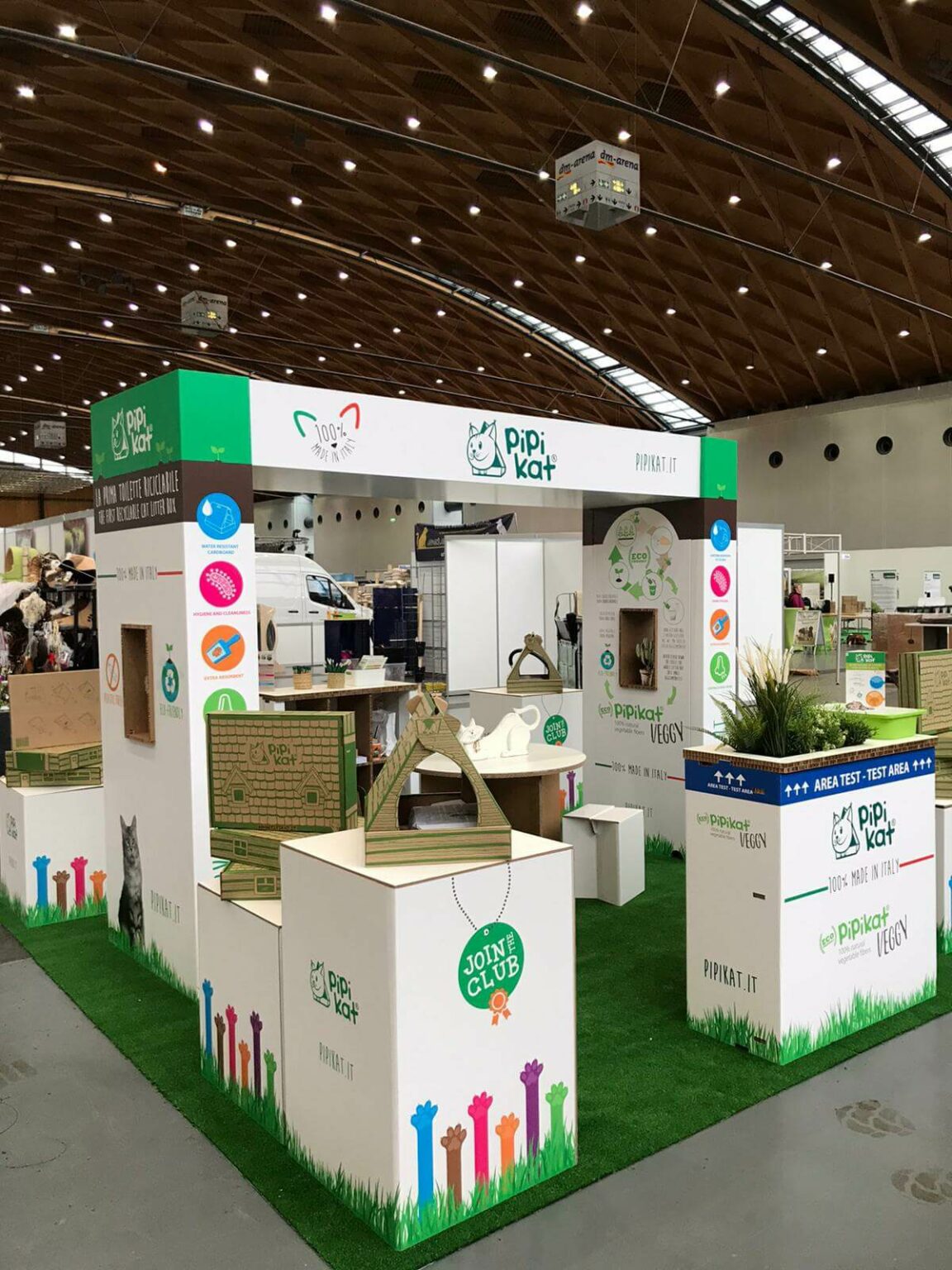 allestimento in cartone per fiere