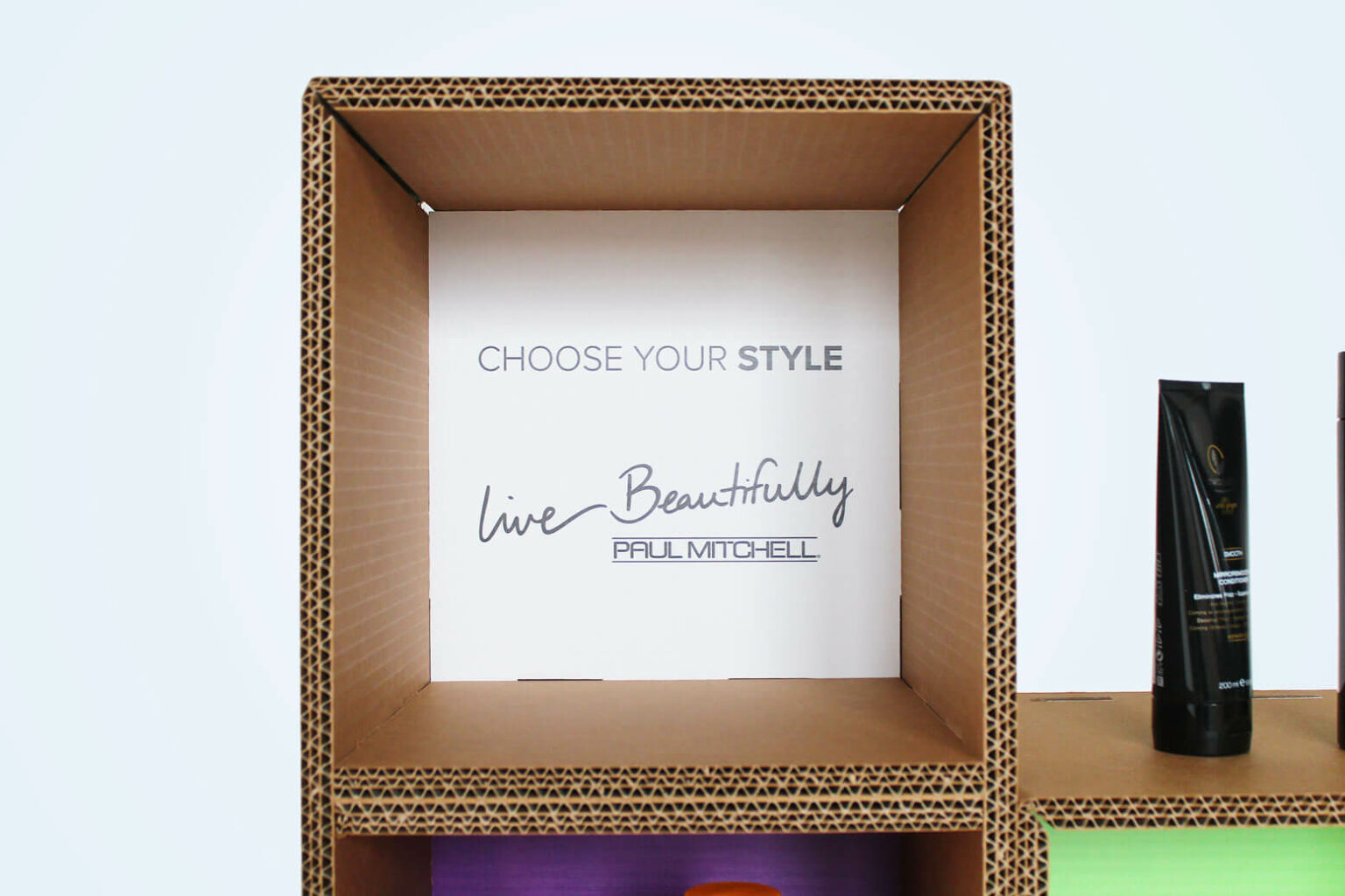 Espositore a cubi in cartone