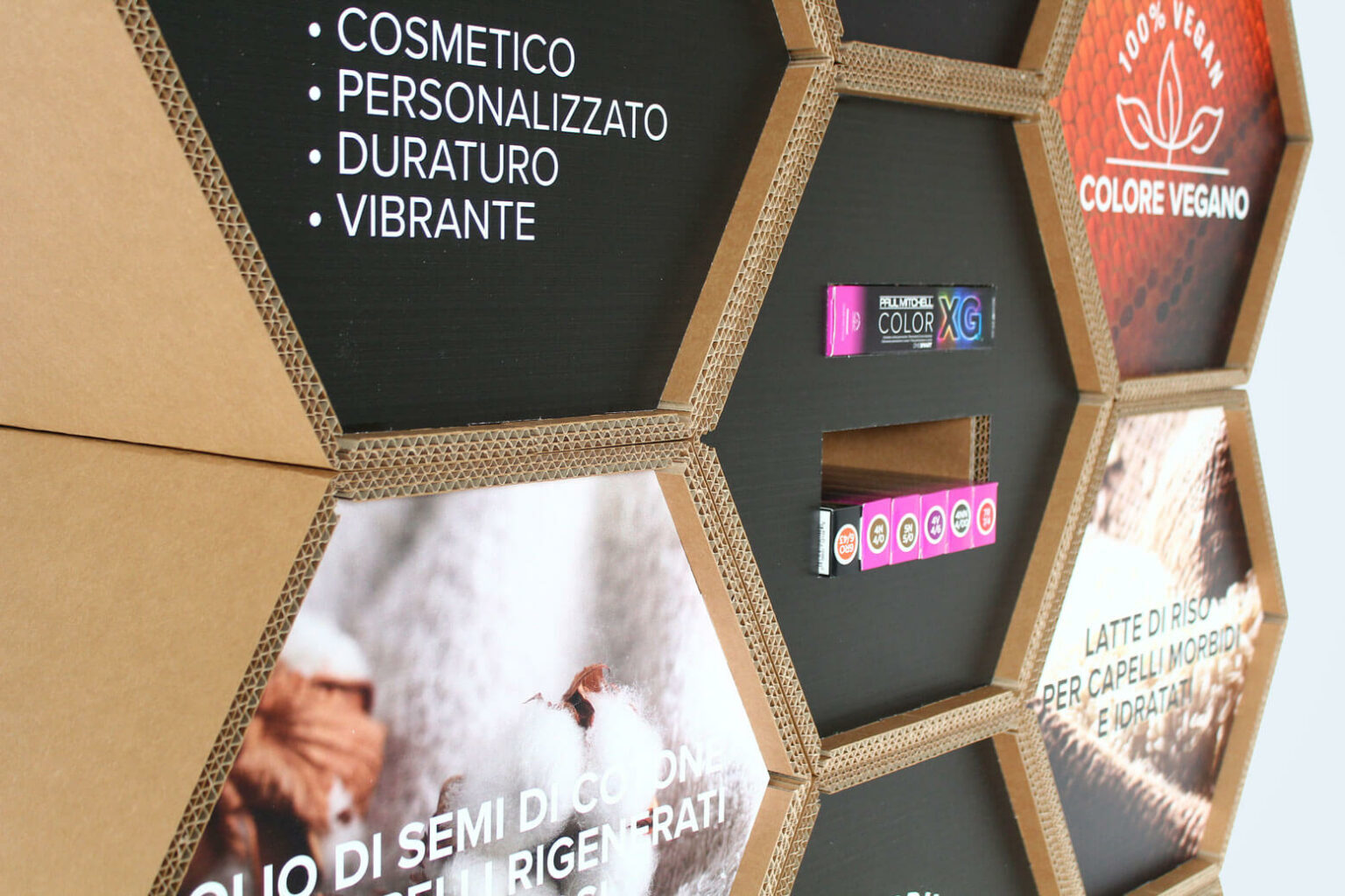 Grafiche ad alta definizione espositore Paul Mitchell