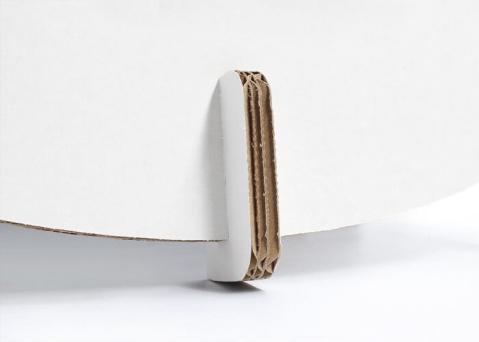 dettaglio incastro cartone