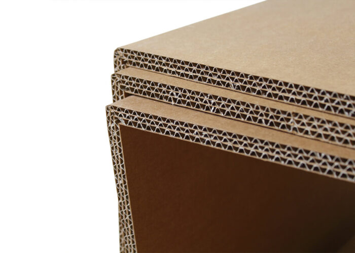 Tavolino modulare basso in cartone