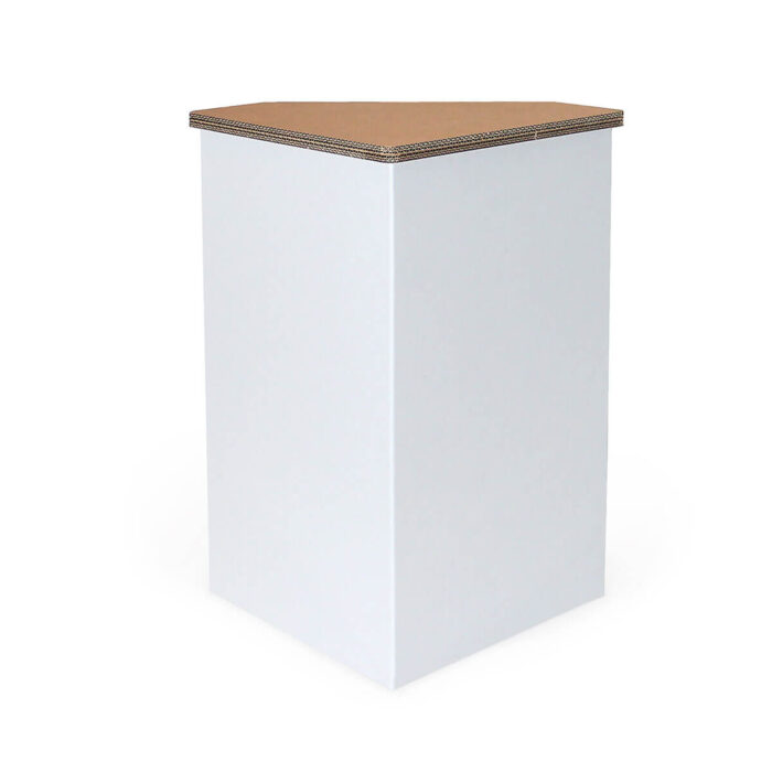 Reception liscia in cartone ad angolo con ripiani 'Verra C'