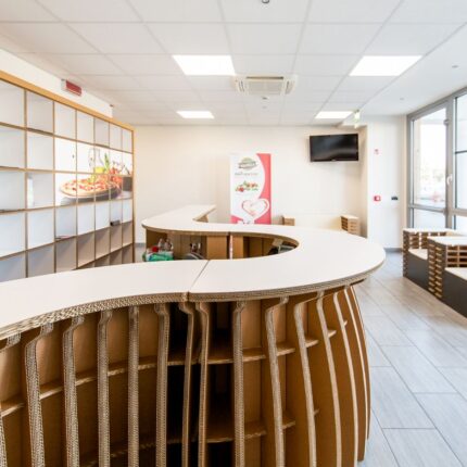 Desk in cartone - Reception ecologica per banco cassa negozio "Galambra"