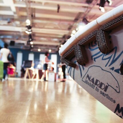 3 Realizzazione Seduta Chaise Longue Boucher Plus Fuorisalone di Milano