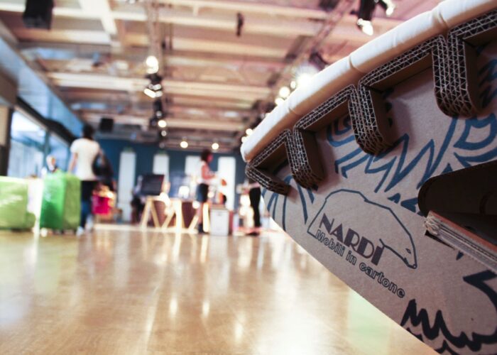 3 Realizzazione Seduta Chaise Longue Boucher Plus Fuorisalone di Milano