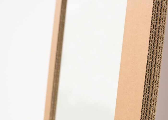 Andolla specchiera in cartone dettaglio