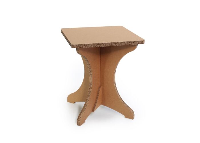Arredo ecologico - Tavolino in cartone "Cadini"
