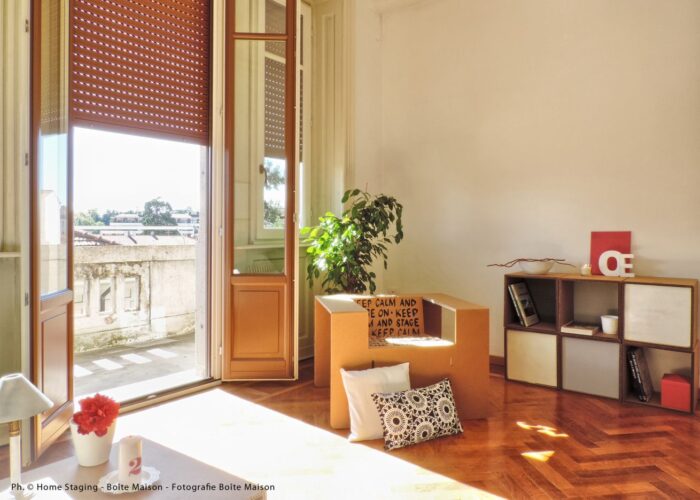 Home Staging in cartone - Allestimento di un immobile in vendita con arredi temporanei in cartone