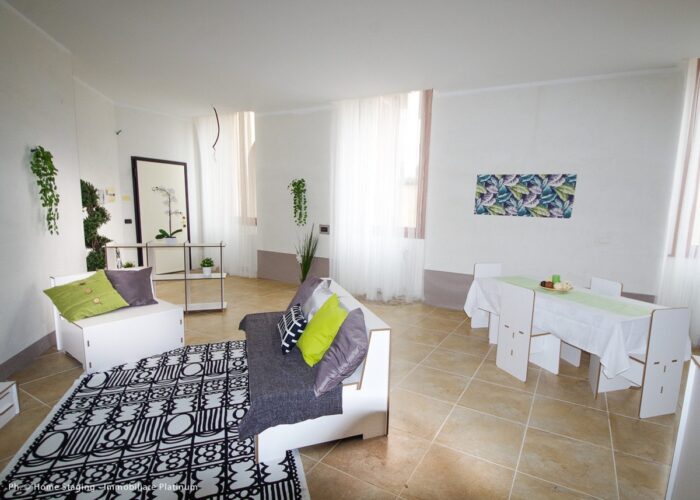 Mobili per Home Staging in cartone