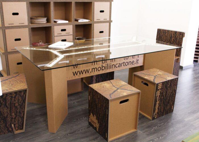 Arredo in cartone - Tavolo scrivania ecologica per ufficio "Otro"