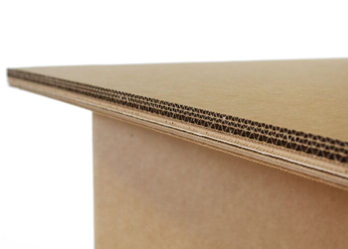 Otro 80 tavolo in cartone dettaglio