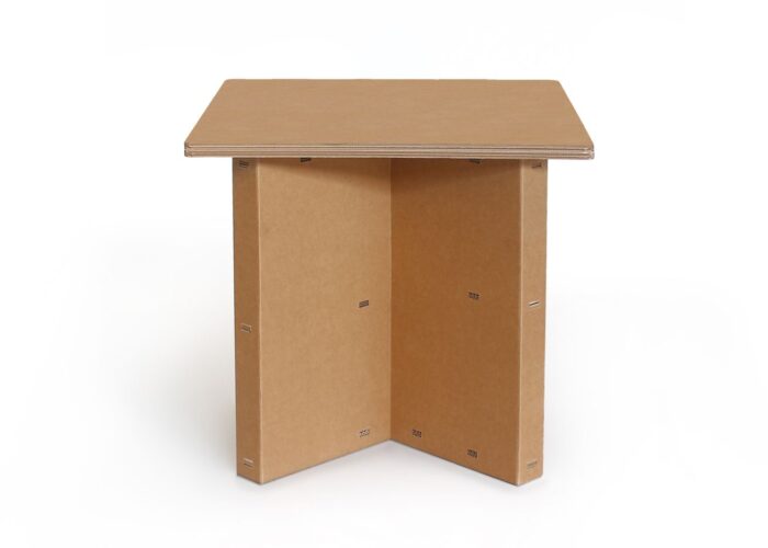 Otro  tavolo in cartone