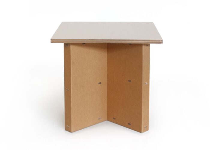 Otro 80 tavolo in cartone bianco