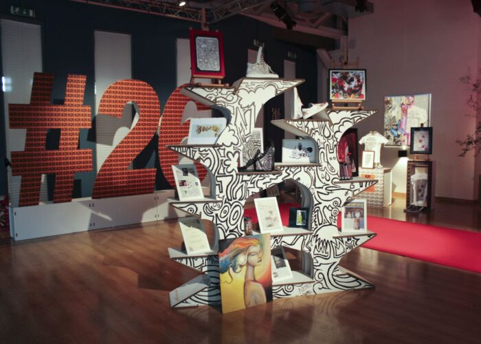 Arredo in cartone - Libreria ecologica in cartone "Geri Plus"