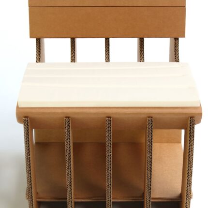 Arredo in cartone - Sedia in cartone "Tisa"