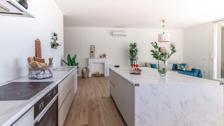 Home-staging-Cucine-stampate-Clarea_laterale-1