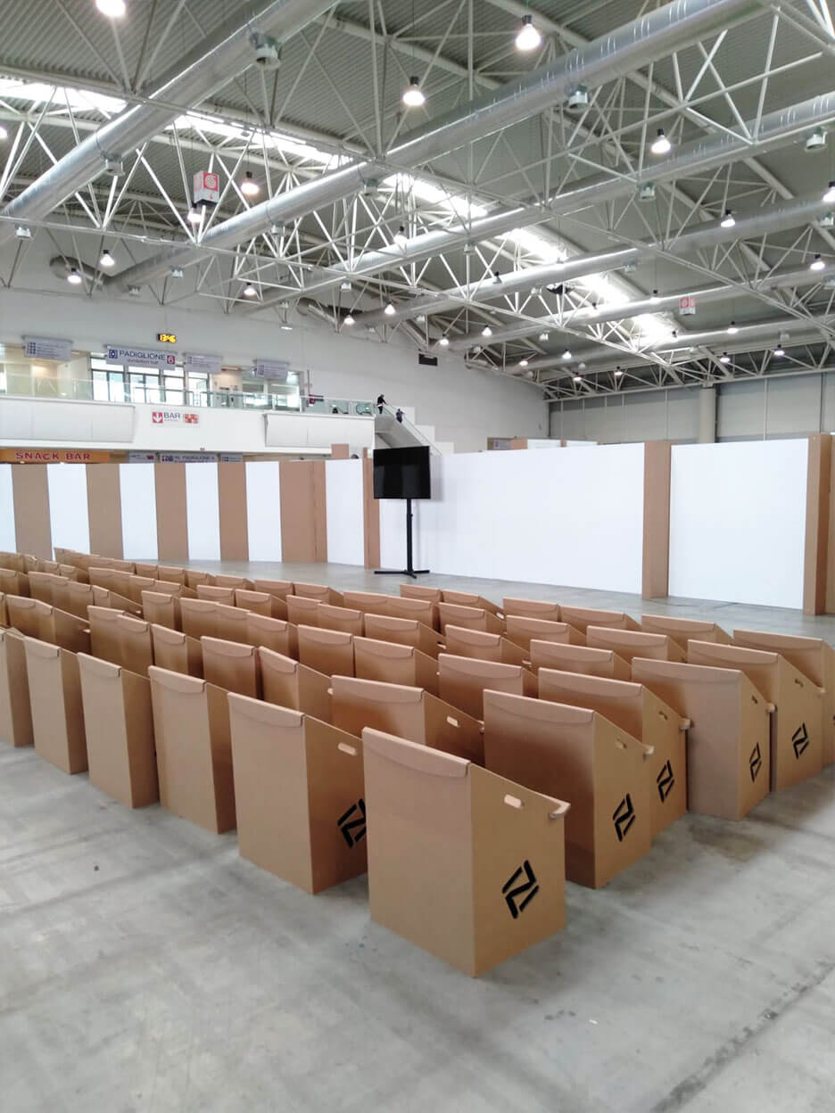 mobili ecologici in cartone