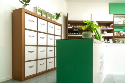 arredo ecologico per erboristerie