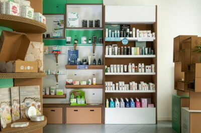 arredamento per erboristeria