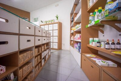 allestimento negozi in cartone