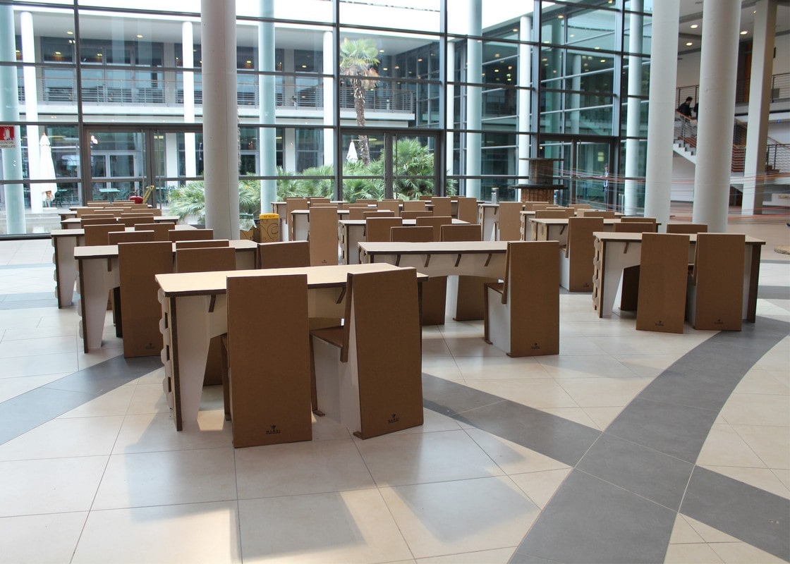 mobili per eventi in cartone
