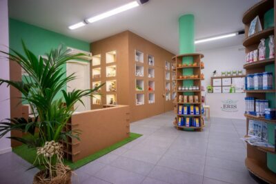 allestimento per negozi di erboristeria