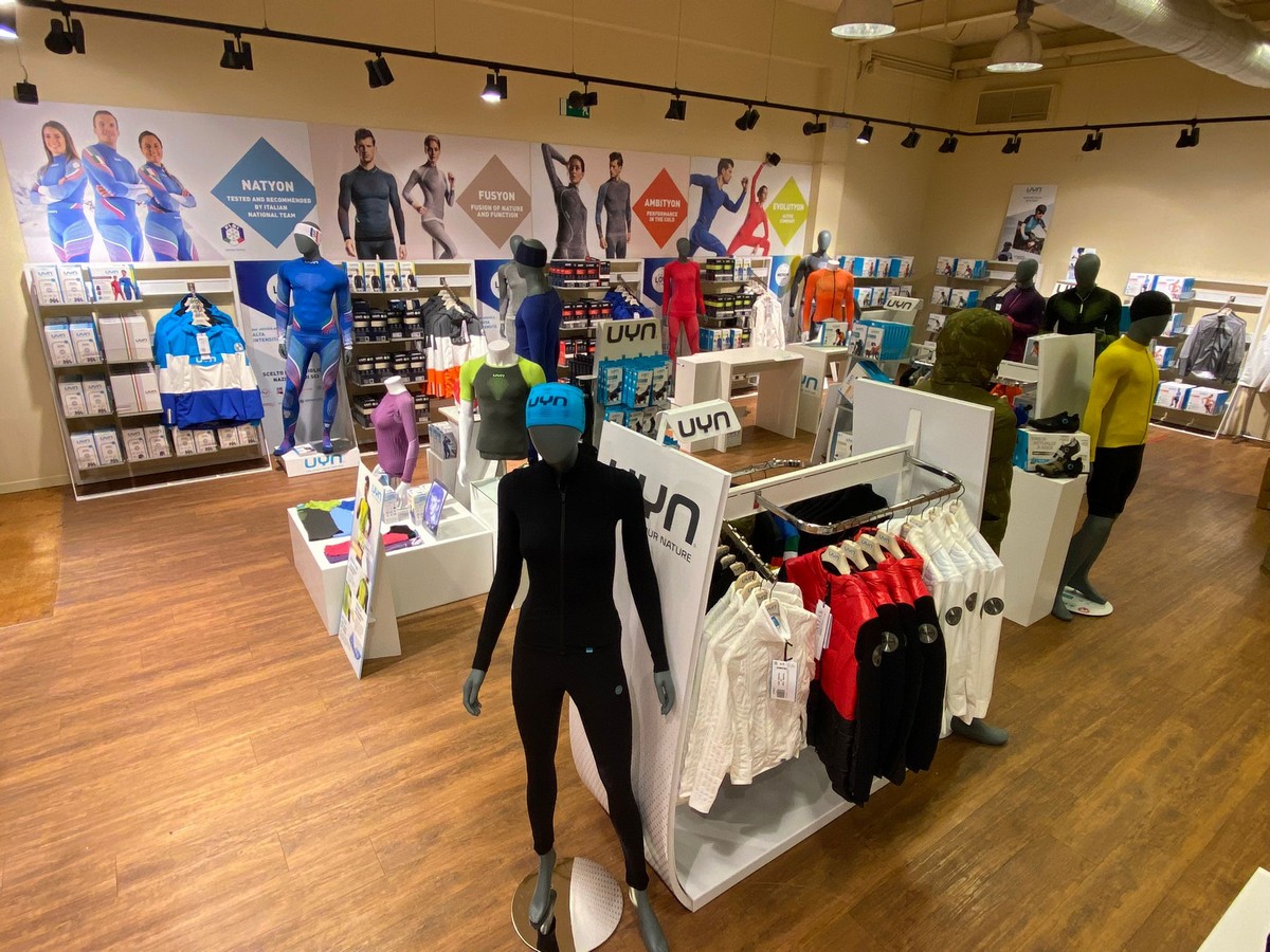 layout negozio abbigliamento