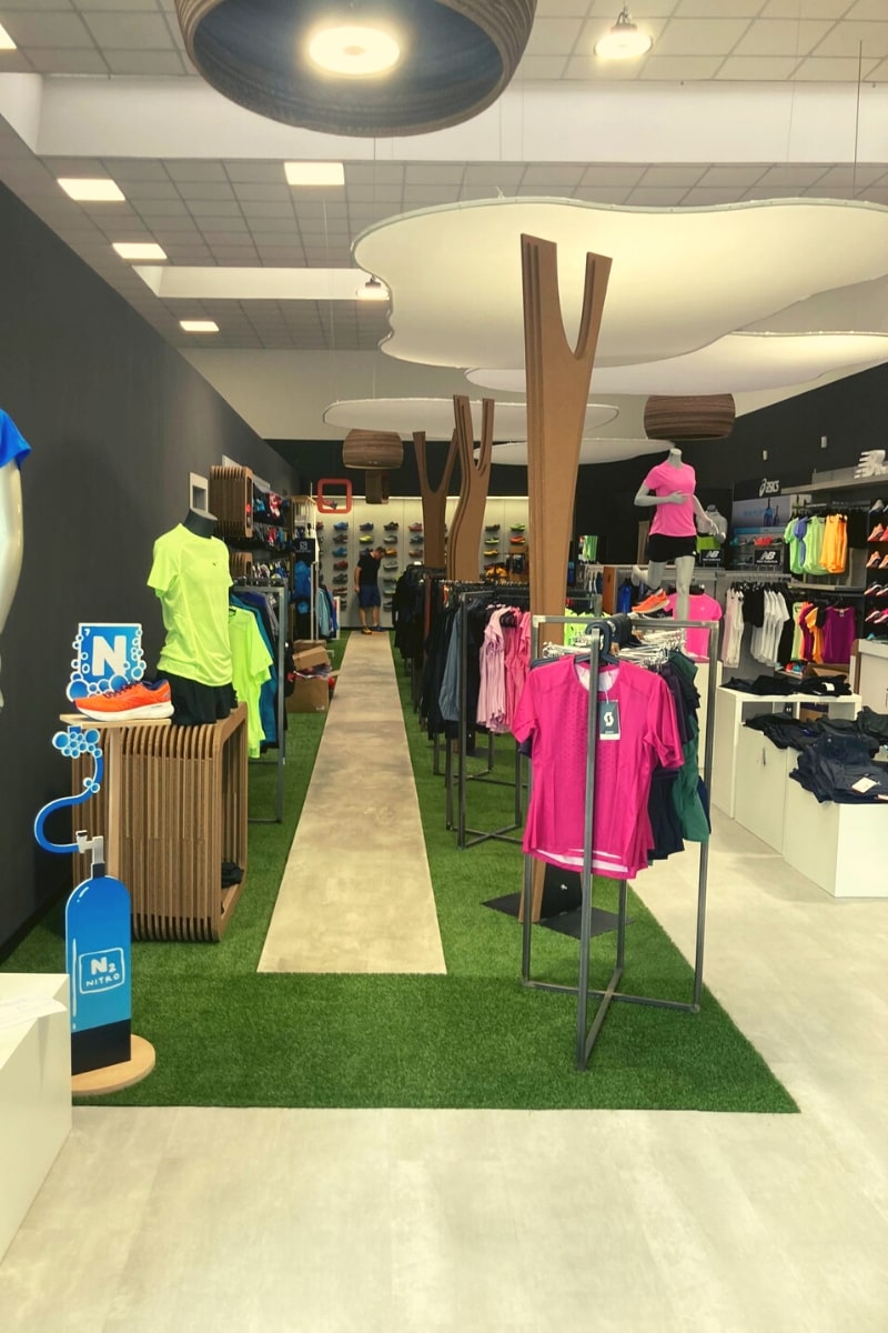 arredamento in cartone per negozi