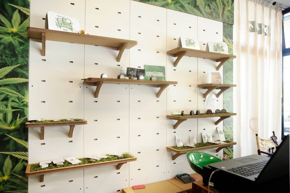 parete attrezzata componibile in cartone