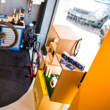 Espositore in cartone Sent Small- Bike Roma