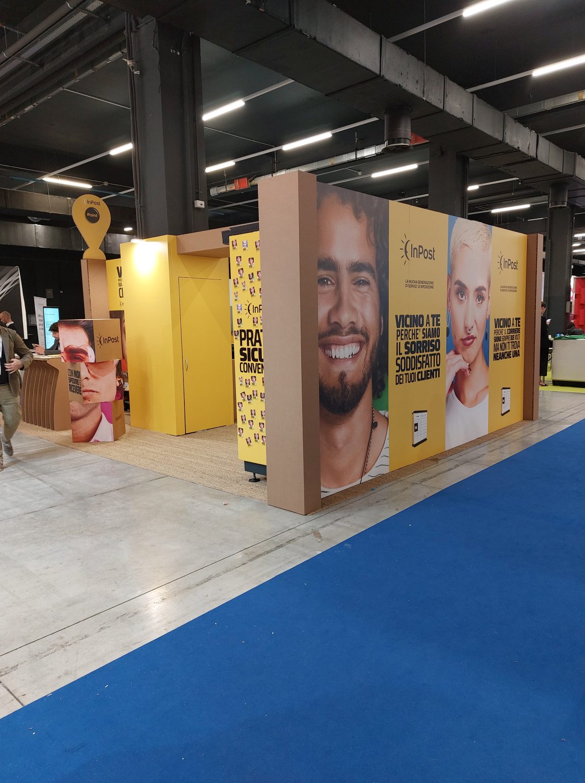 stand in cartone per fiera