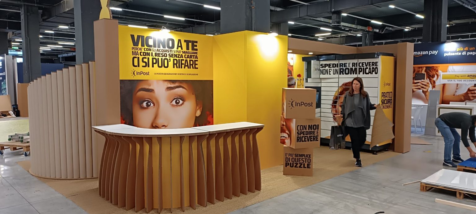 bancone reception in cartone