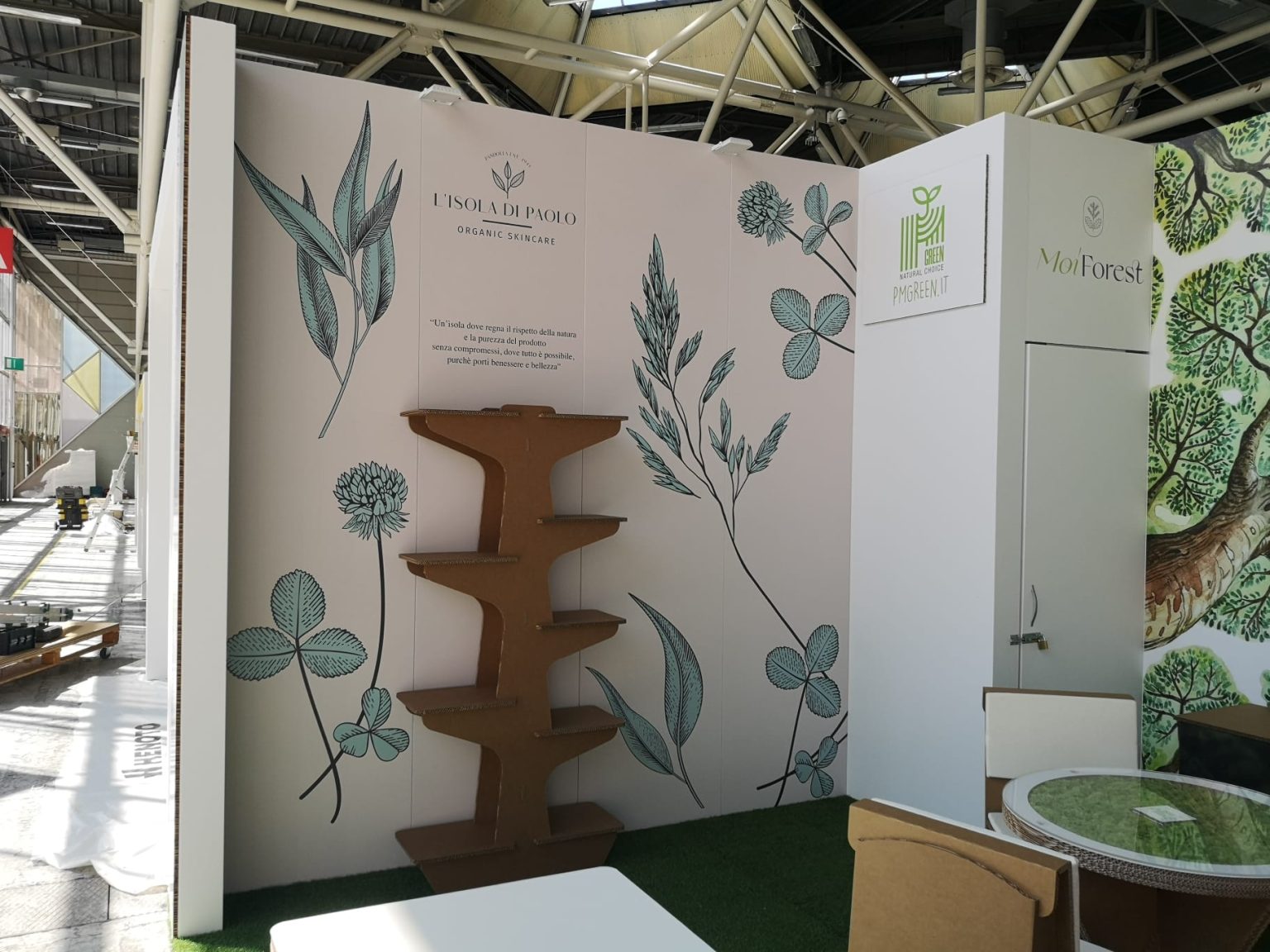 allestimento stand in cartone per fiera