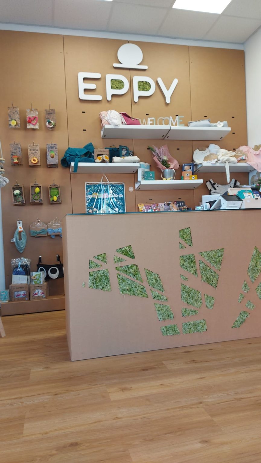 Allestimento in cartone ecologico per negozi