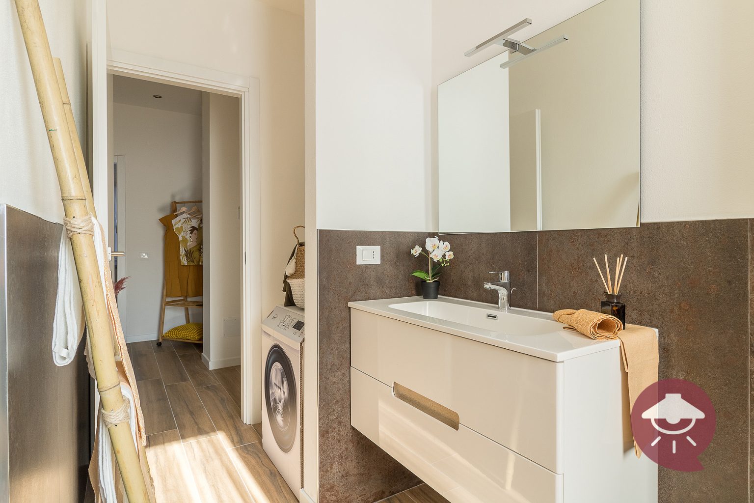 lavatrice in cartone home statging