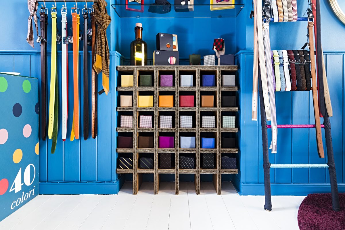 layout arredi negozi di abbigliamento