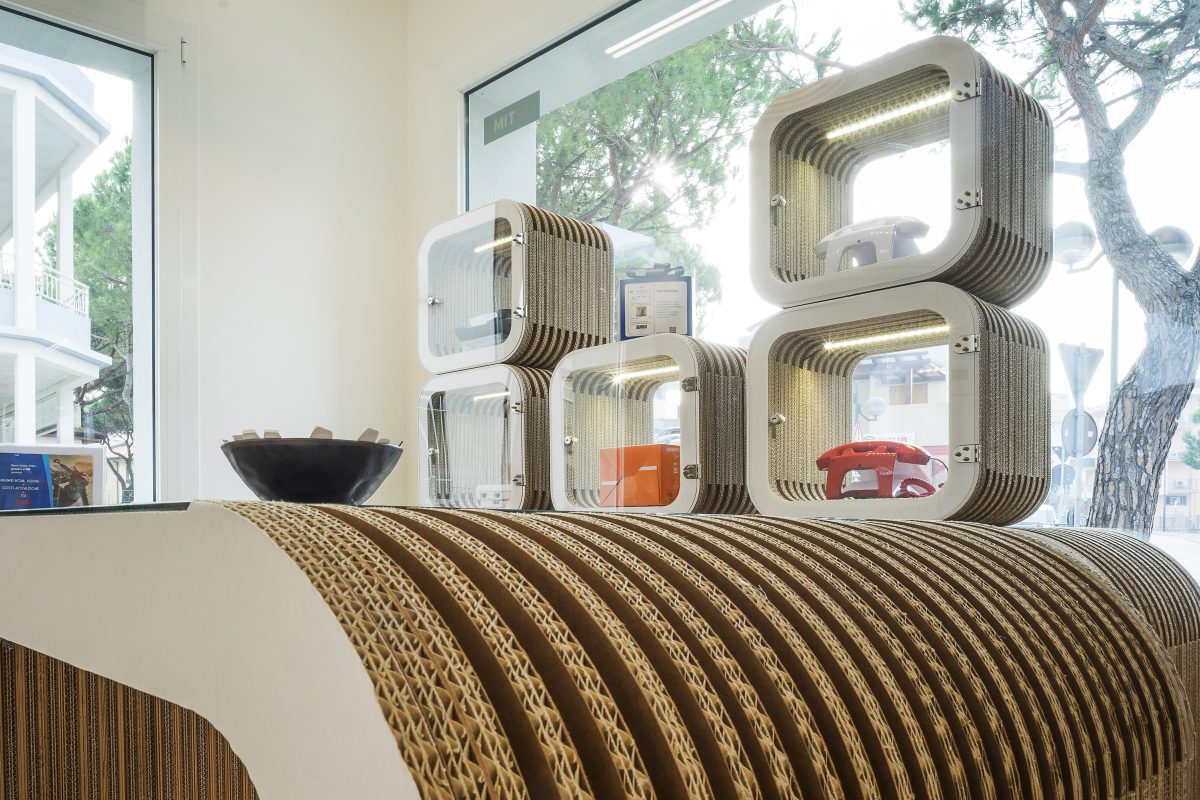 allestimento con eco espositori